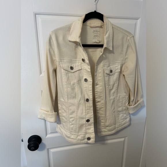 Distressed white denim jacket - Picture 2 of 5